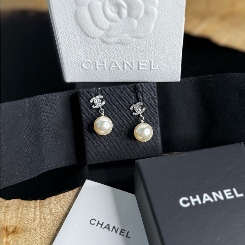 CHANEL Earrings Costume Jewelry